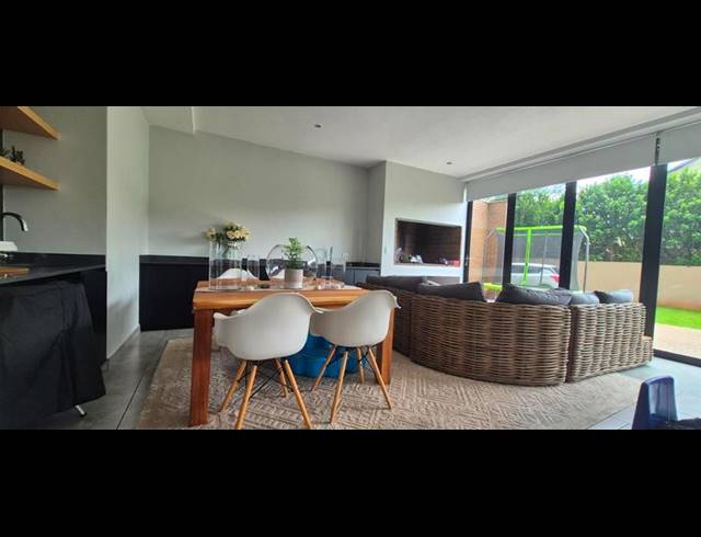 4 BEDROOM PROPERTY TO RENT IN MIDSTREAM RIDGE